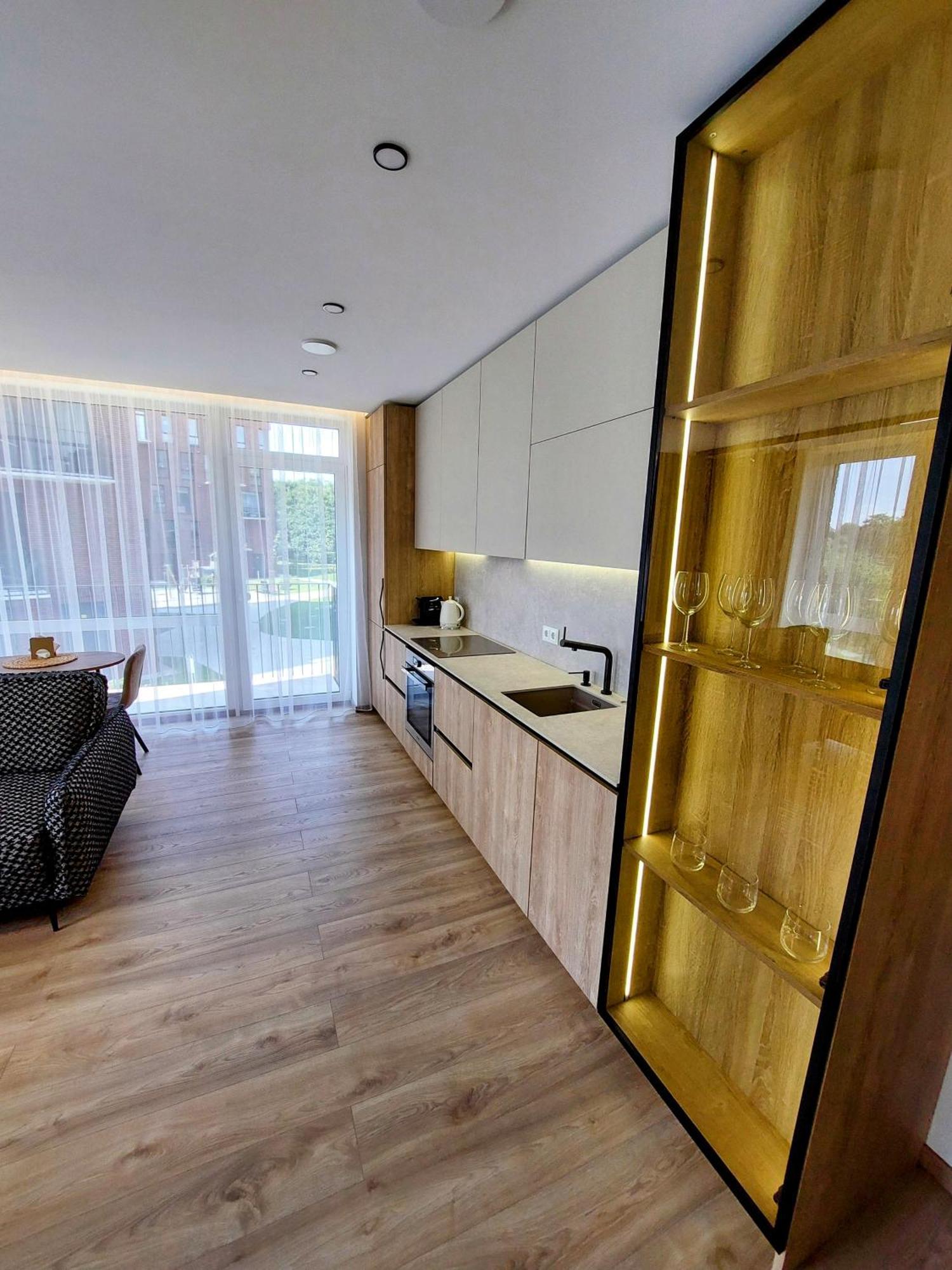 M18 Waterside Park Apartments, Self Check-in, Free Parking, Wi-fi Leilighet Klaipėda