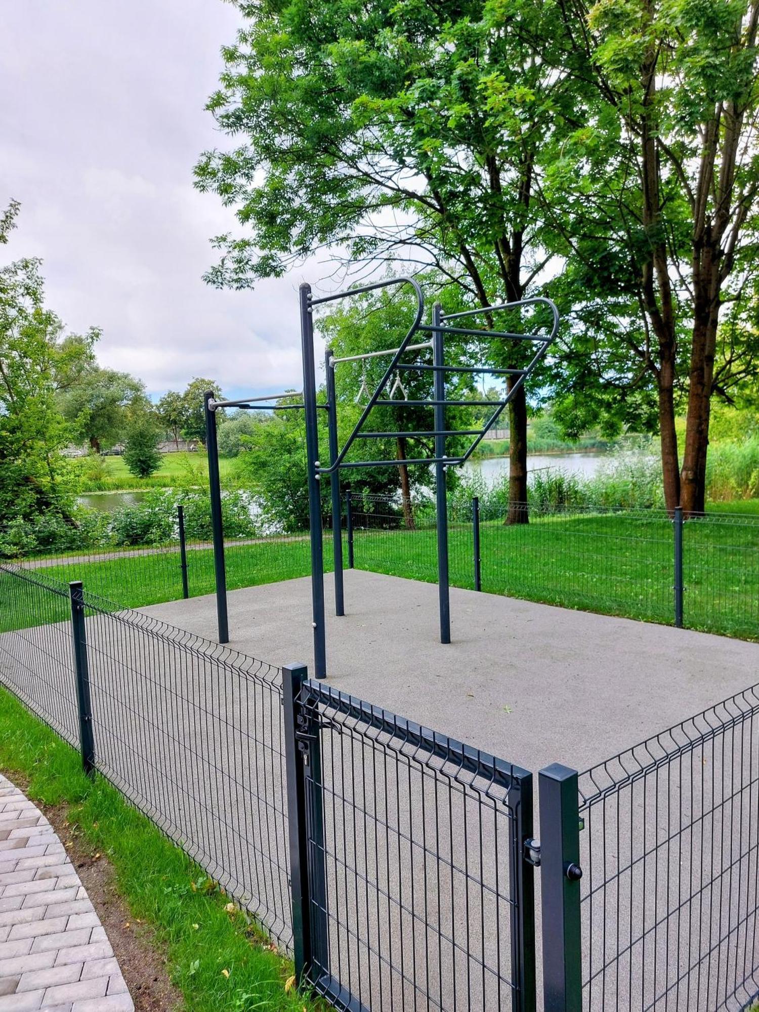 M18 Waterside Park Apartments, Self Check-in, Free Parking, Wi-fi * Klaipėda
